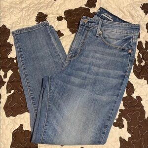 Women’s DENIZEN from Levi’s high-rise ankle skinny, no holes